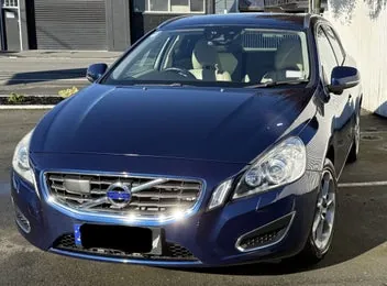 Volvo V60 2012 photo 2