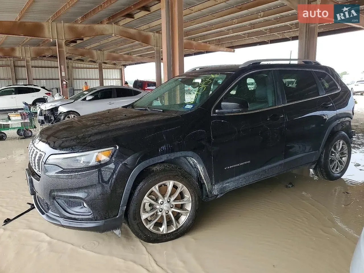Jeep Cherokee 2021 photo 3