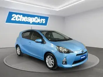 Toyota Aqua 2012 photo 4