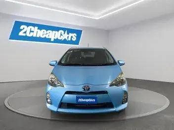 Toyota Aqua 2012 photo 3
