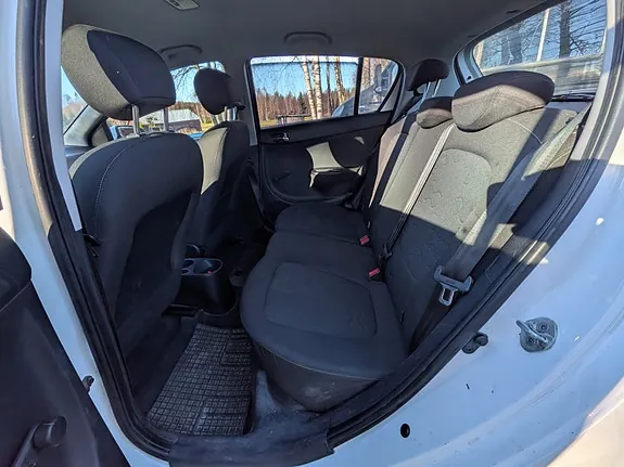 Hyundai I20 2011 photo 4