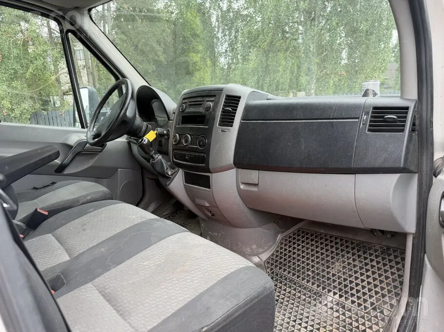 Volkswagen Crafter 2012 photo 4
