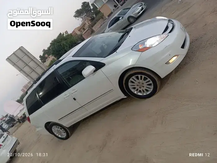 Toyota Sienna 2014 photo 5