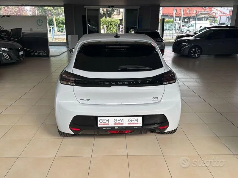 Peugeot 208 2026 photo 4