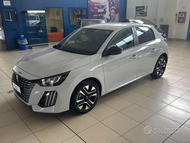 Peugeot 208