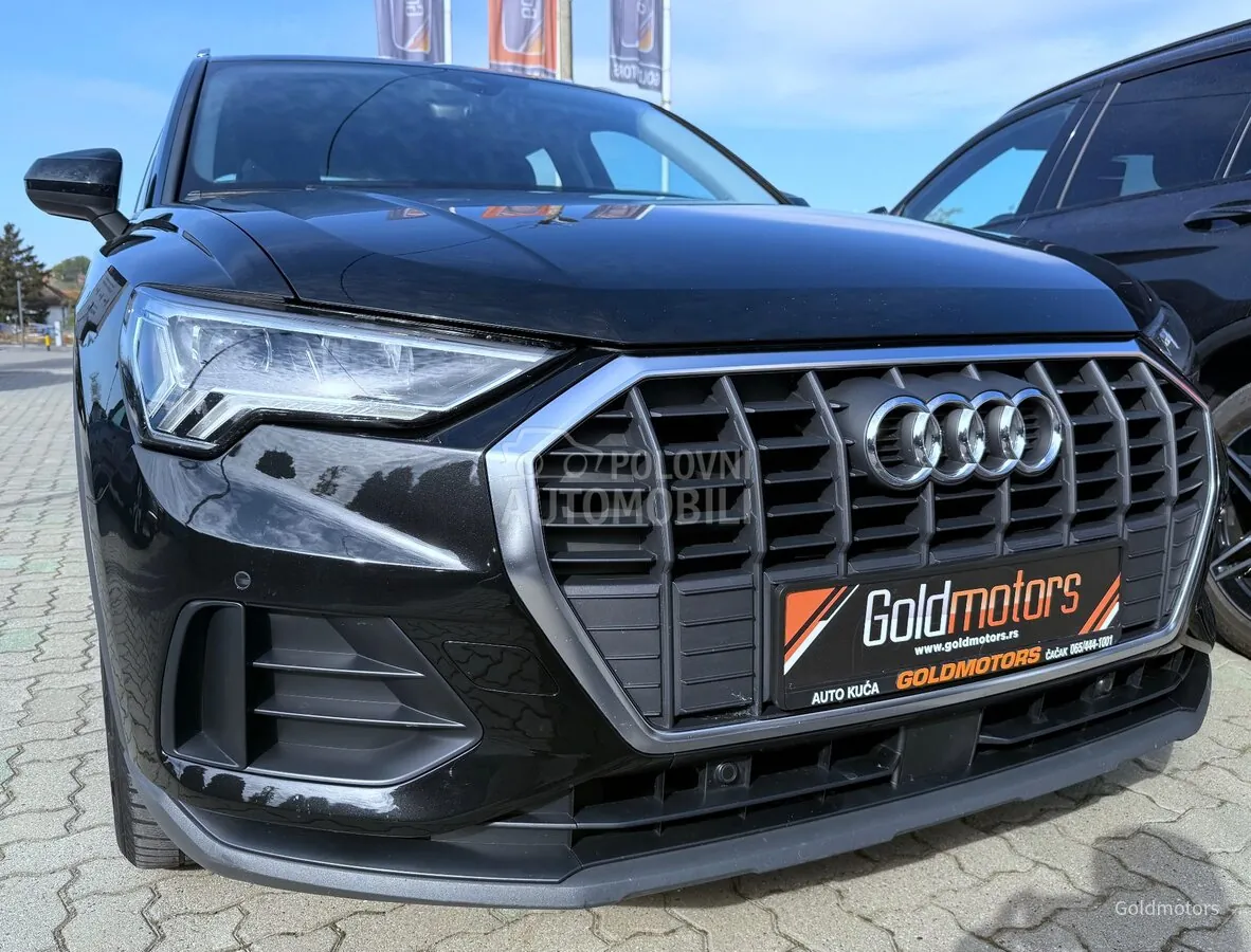 Audi Q3 2022 photo 3