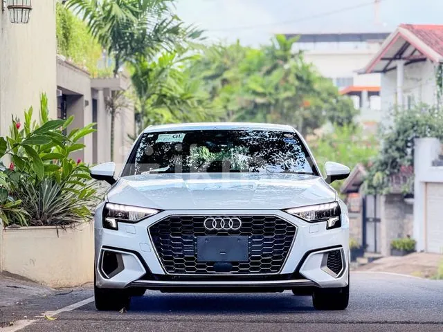 Audi A3 2023 photo 2