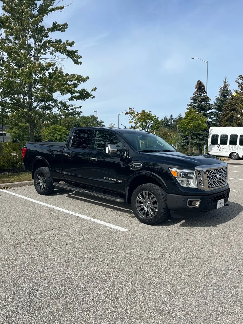 Nissan Titan 2017 photo 2
