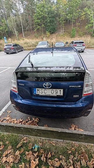 Toyota Prius 2011 photo 2