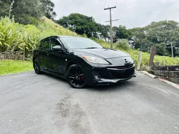 Mazda Axela 2012 photo 2
