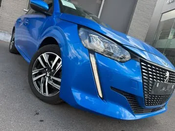 Peugeot 208 2021 photo 3