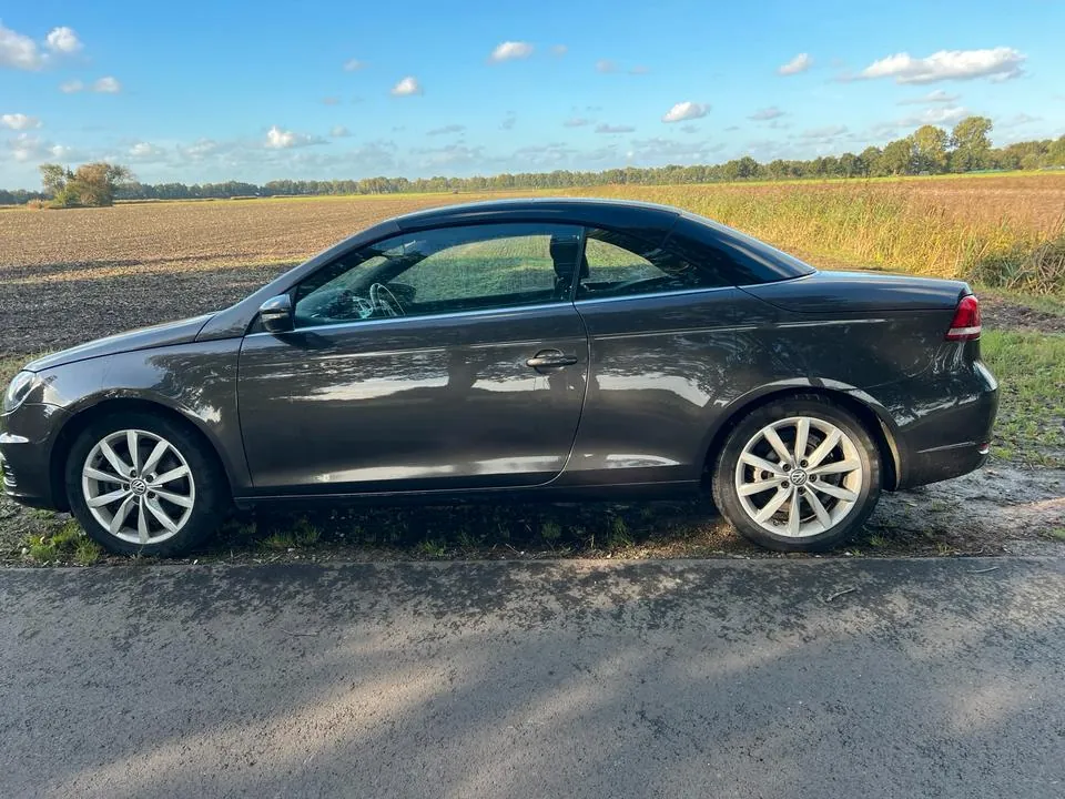 Volkswagen Eos