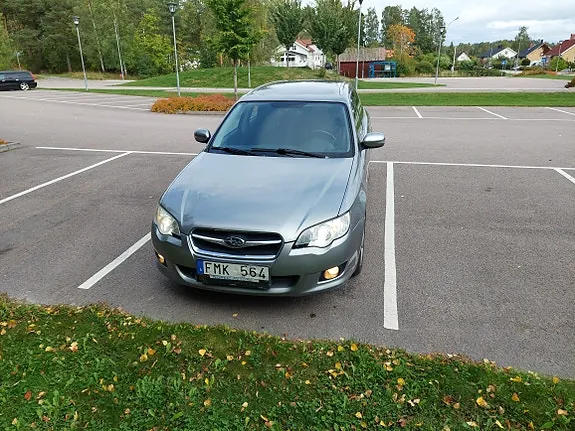 Subaru Legacy 2007 photo 2
