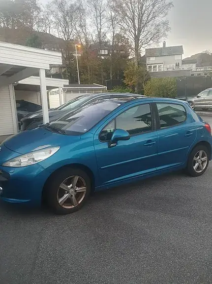 Peugeot 207 2008 photo 4
