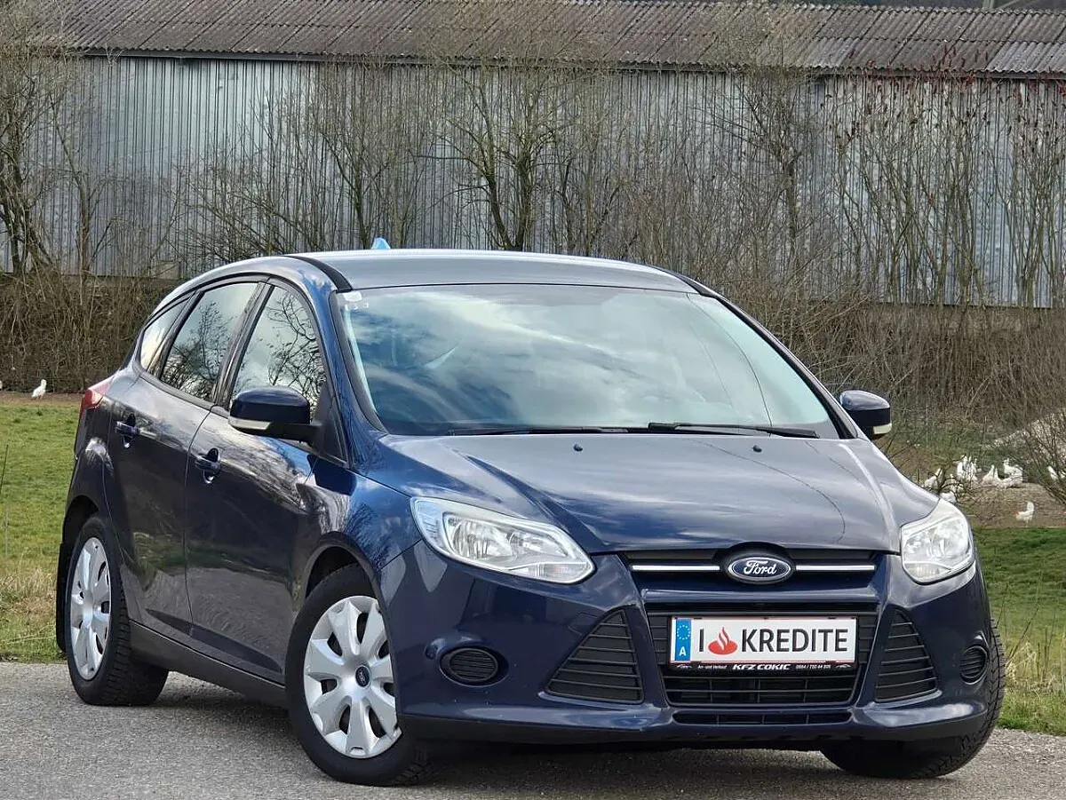 Ford Focus 2011 photo 2