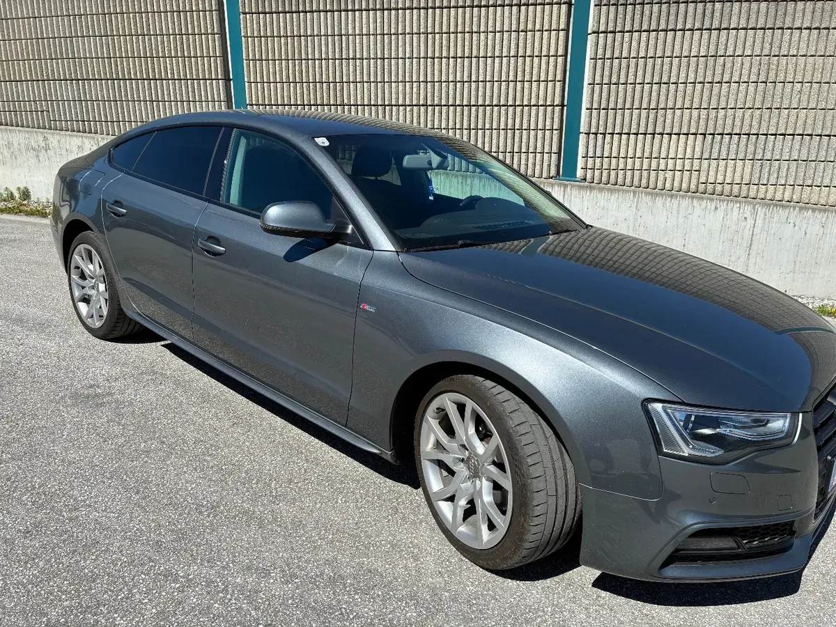 Audi A5 2014 photo 2