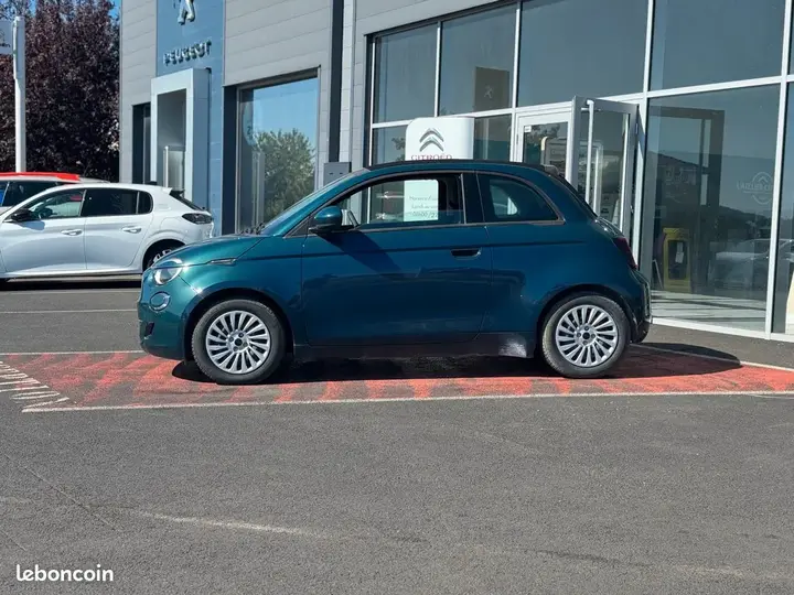 Fiat 500 2023 photo 2