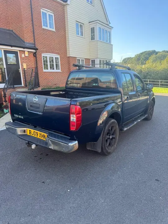 Nissan Navara 2009 photo 3