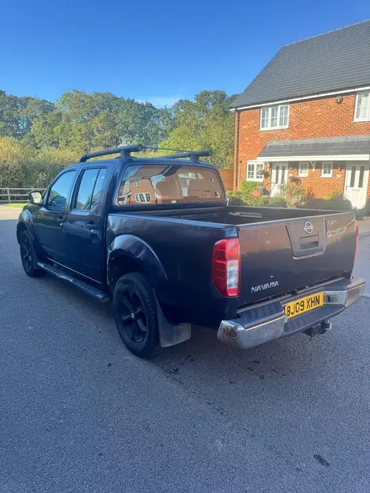 Nissan Navara 2009 photo 4
