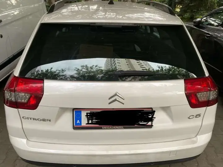 Citroen C5 2012 photo 2