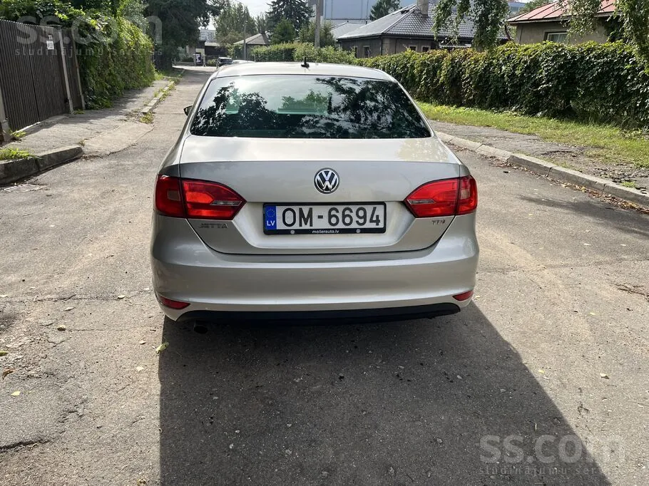 Volkswagen Jetta 2014 photo 4
