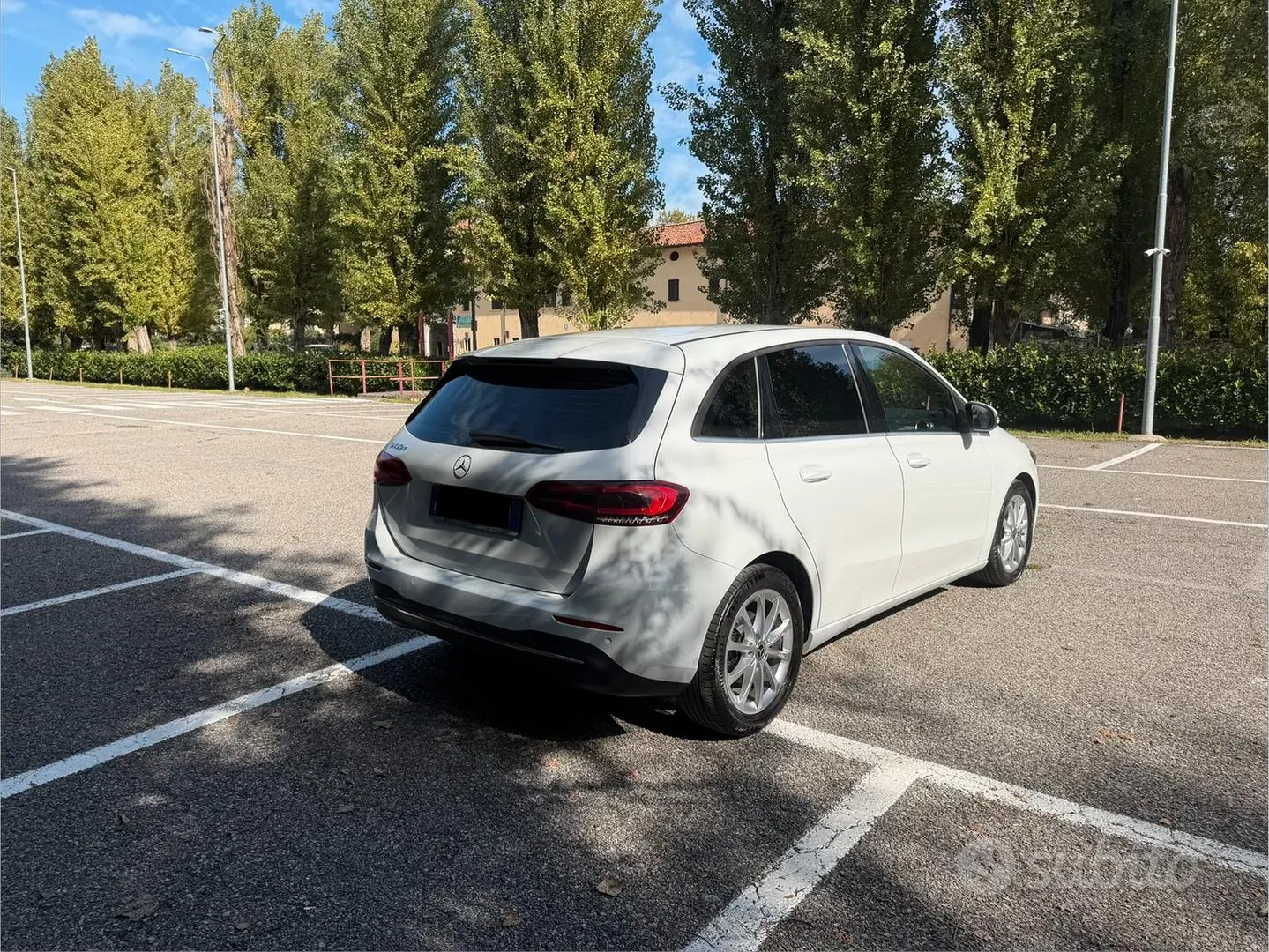 Mercedes-Benz B180 2022 photo 4
