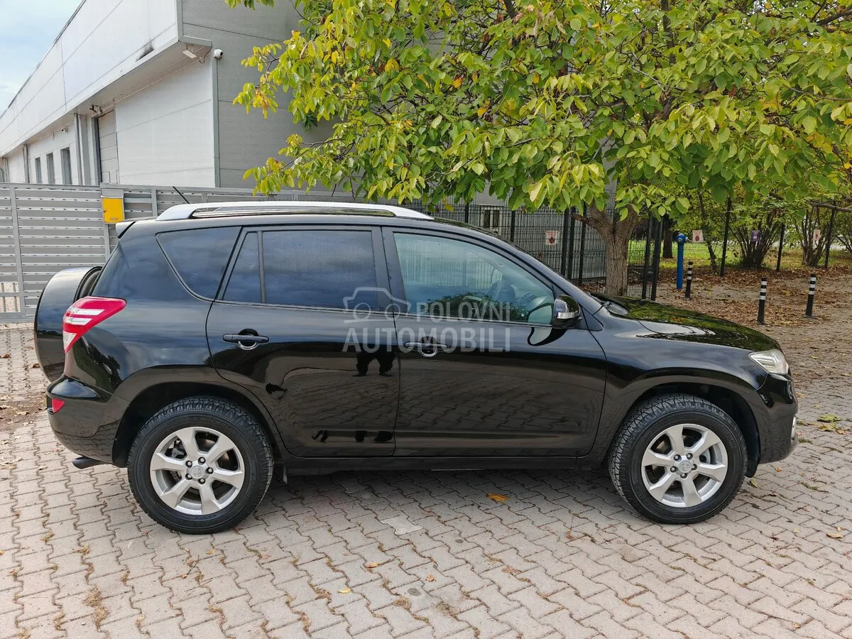 Toyota Rav 4 2010 photo 4