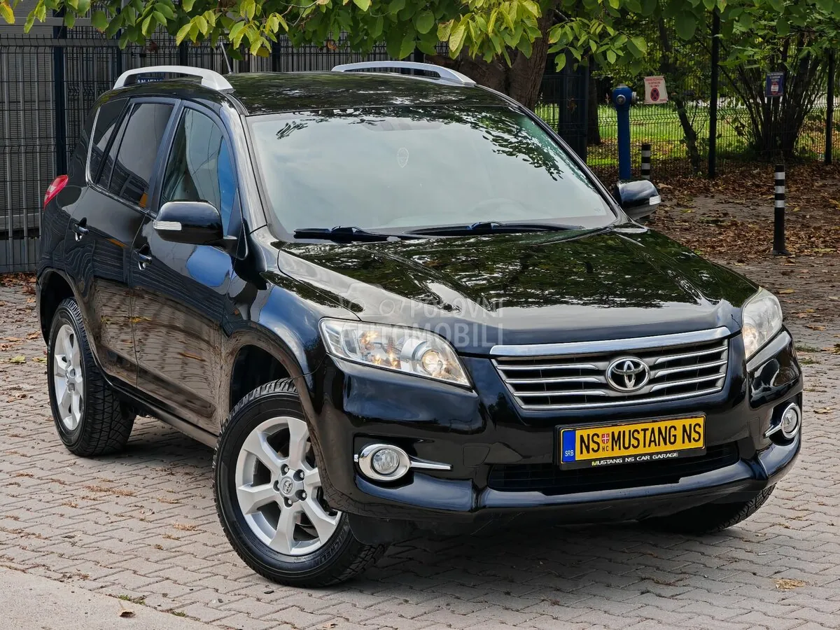 Toyota Rav 4 2010 photo 3