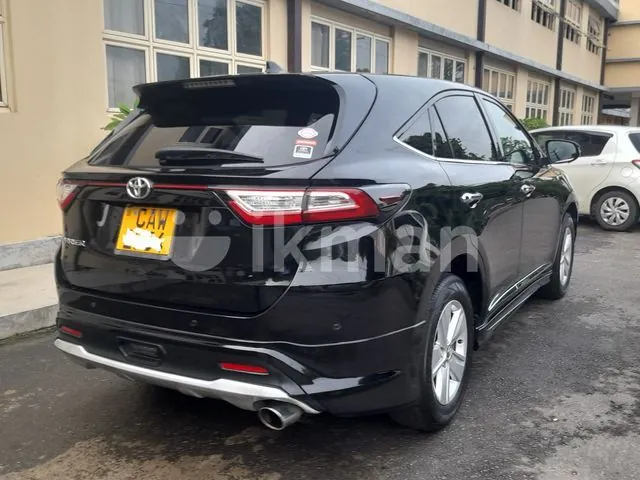 Toyota Harrier 2017 photo 3