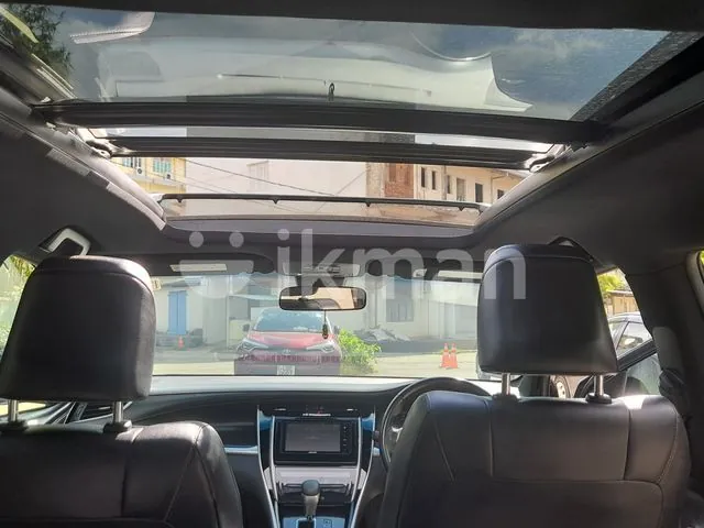 Toyota Harrier 2017 photo 4