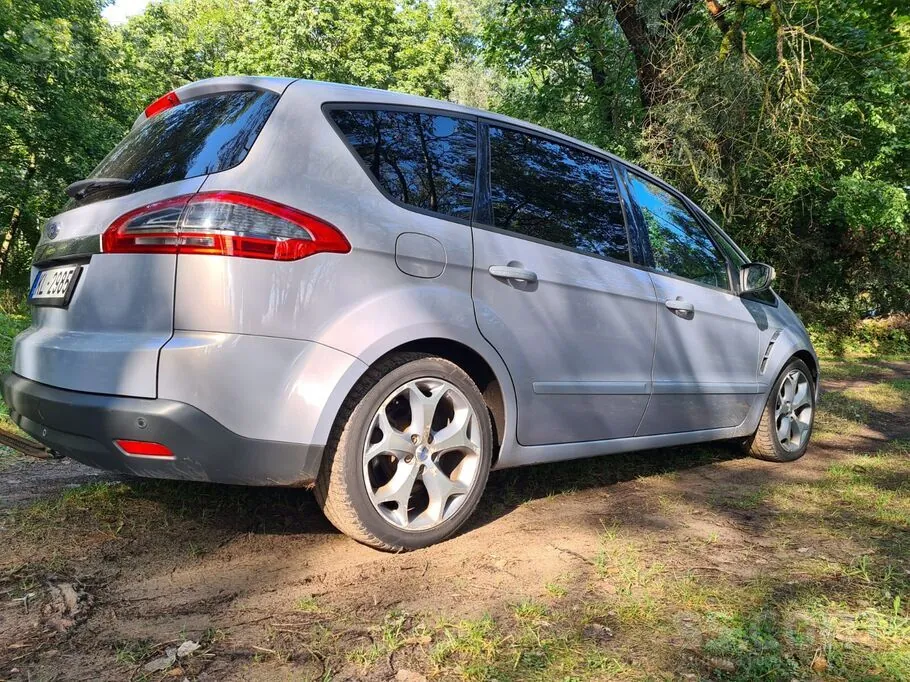 Ford S-Max 2013 photo 3