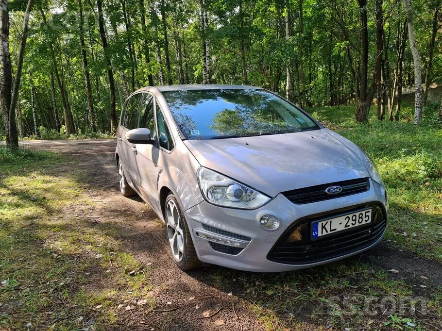 Ford S-Max 2013 photo 2