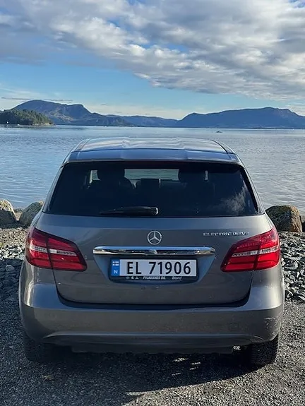 Mercedes-Benz B-Electric 2015 photo 2