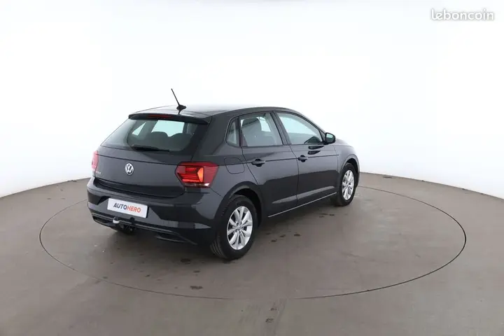 Volkswagen Polo 2018 photo 3
