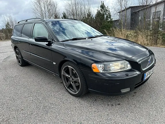 Volvo V70 2005 photo 2