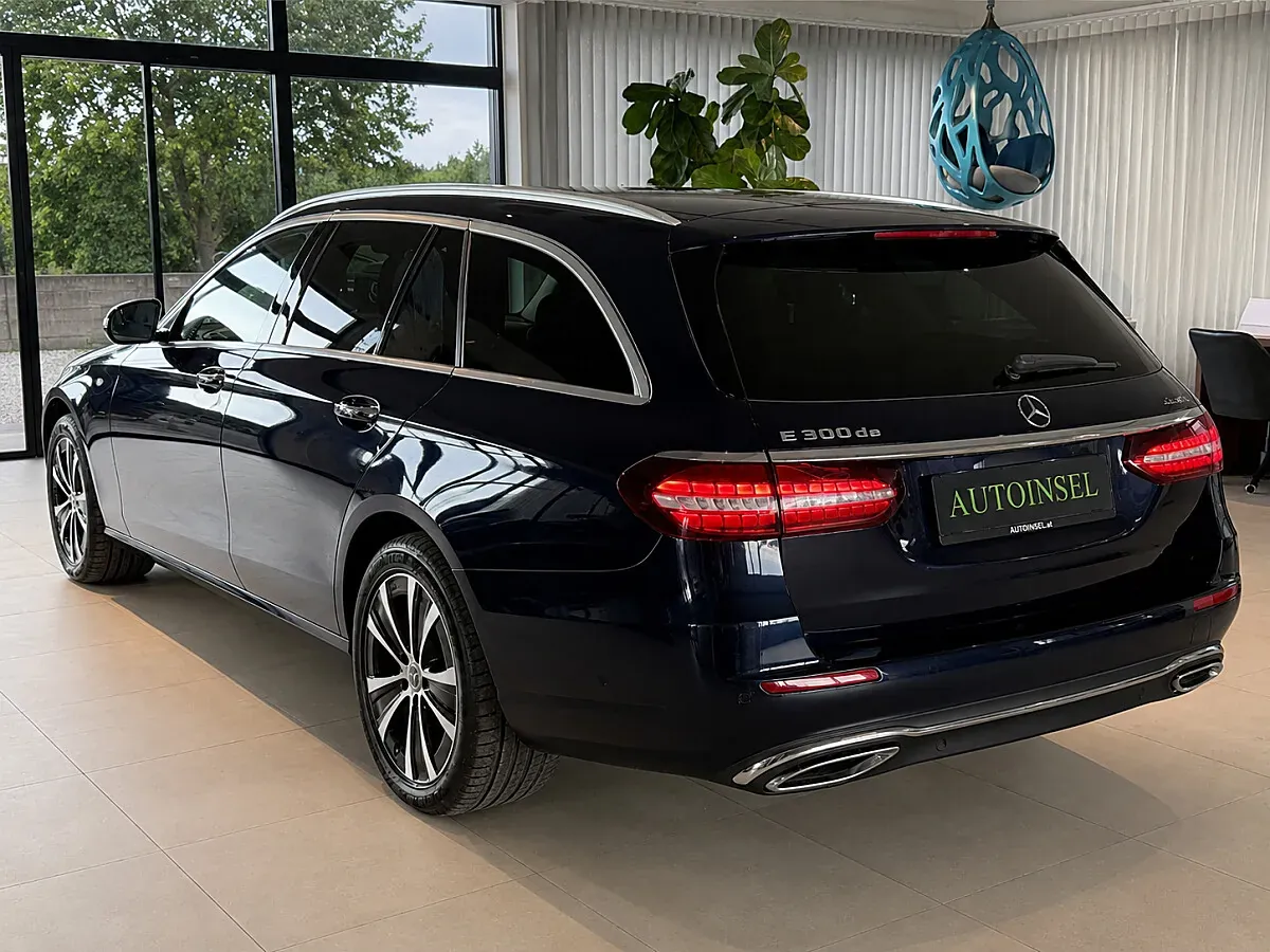 Mercedes-Benz E-Class 2021 photo 3