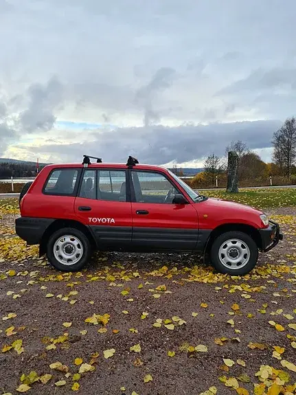 Toyota Rav4 1997 photo 3