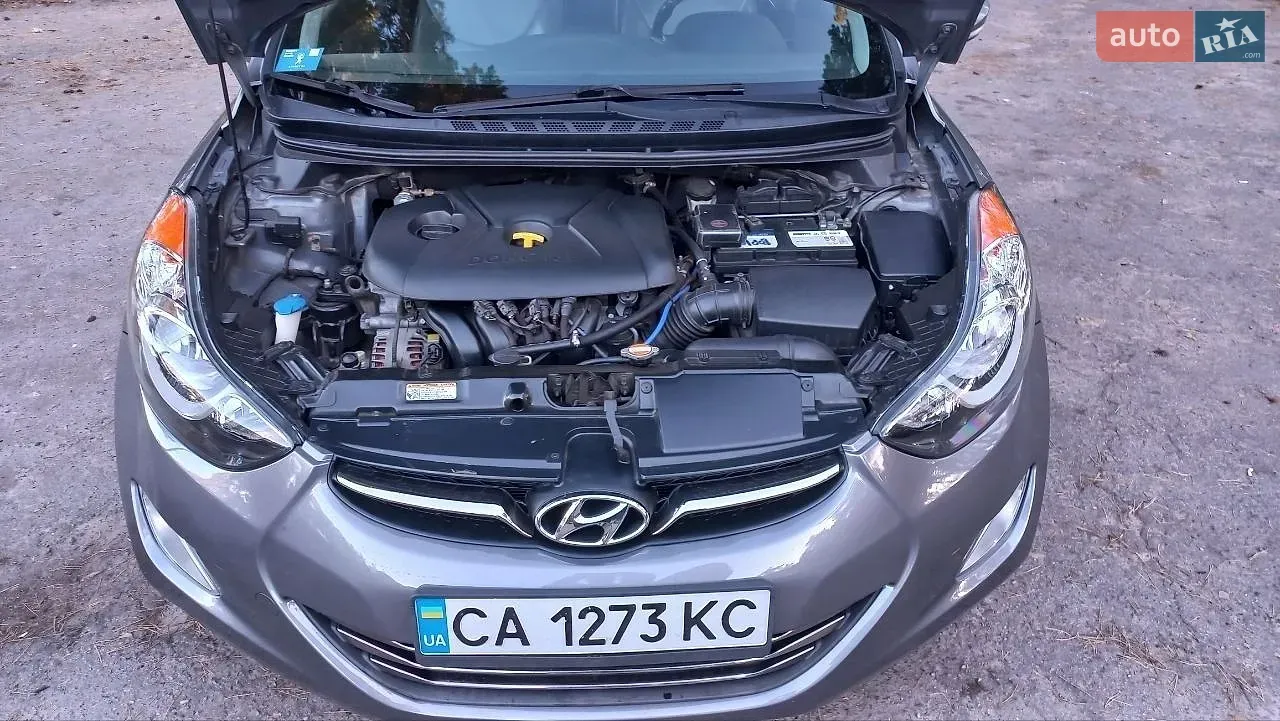Hyundai Elantra 2012 photo 2
