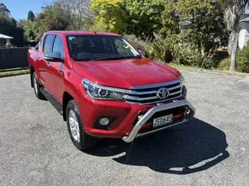 Toyota Hilux 2016 photo 2