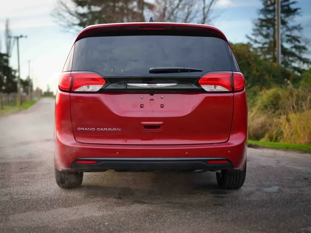 Chrysler Grand Caravan 2026 photo 5