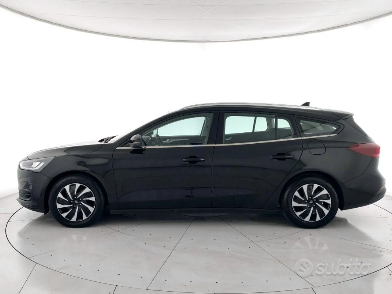 Ford Focus Sw 2025 photo 2