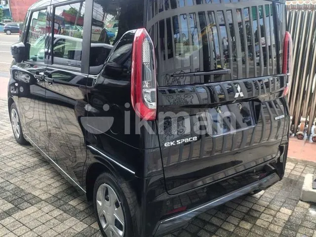 Mitsubishi Ek Space 2024 photo 3