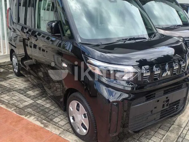Mitsubishi Ek Space 2024 photo 2