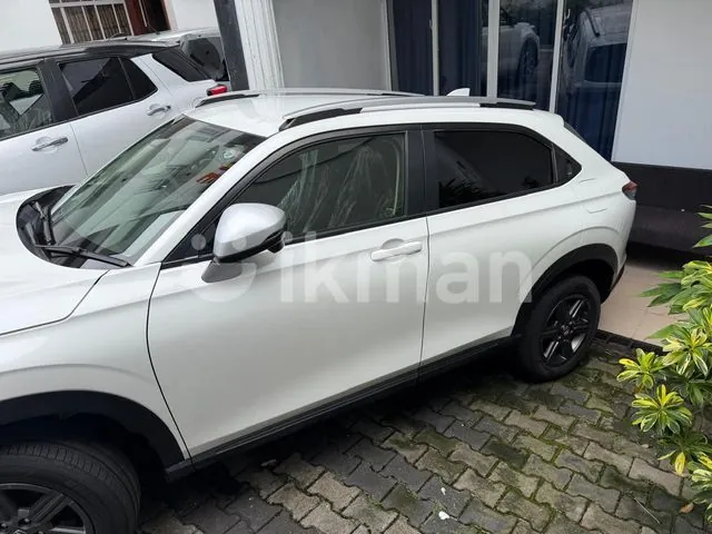 Honda Vezel 2024 photo 2