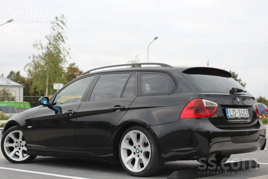 BMW 320D Touring 2006 photo 5