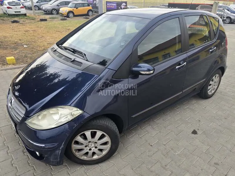 Mercedes-Benz A180 2004 photo 4