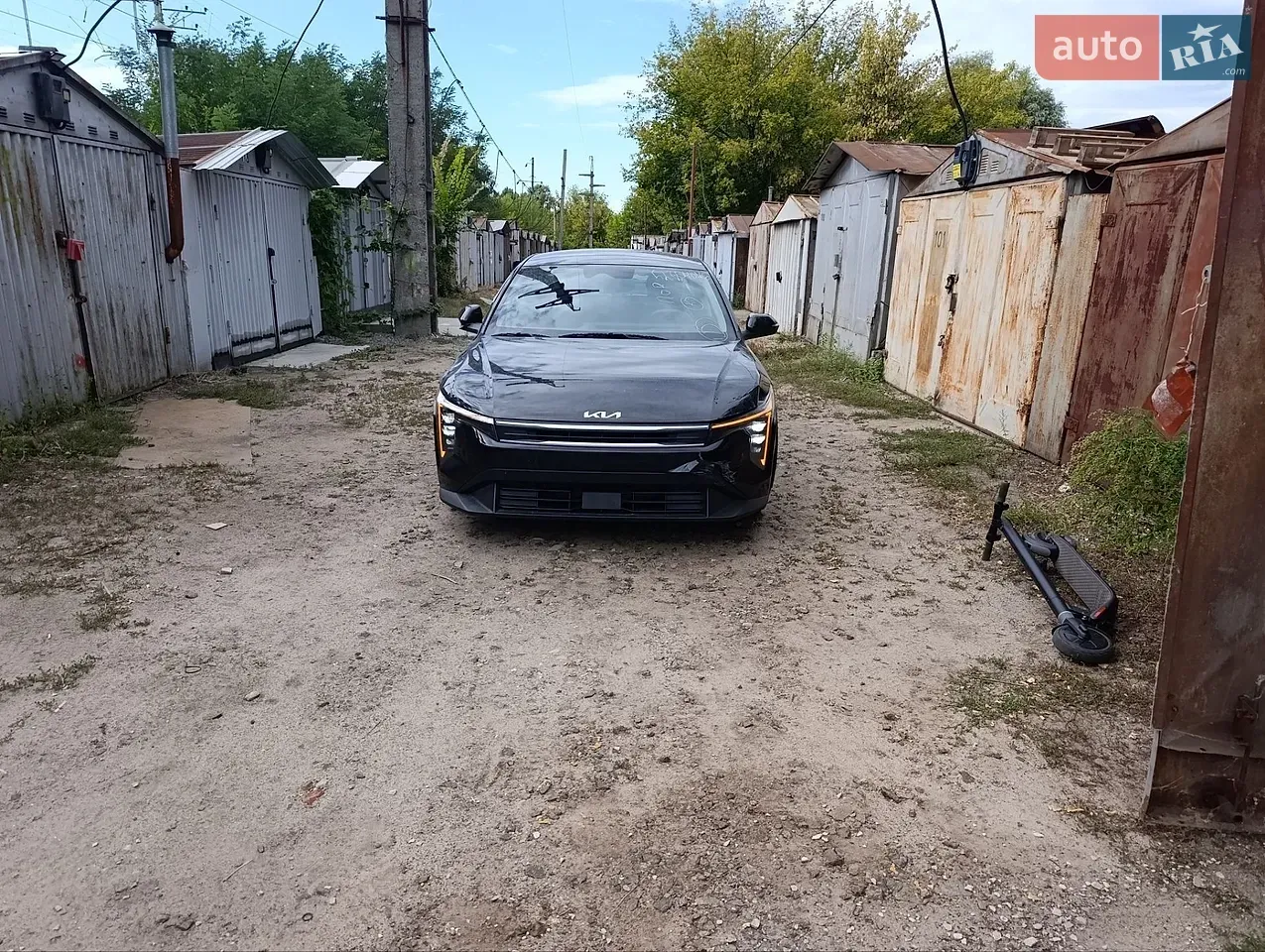 Kia K4