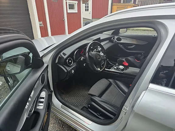Mercedes-Benz C220 2017 photo 5
