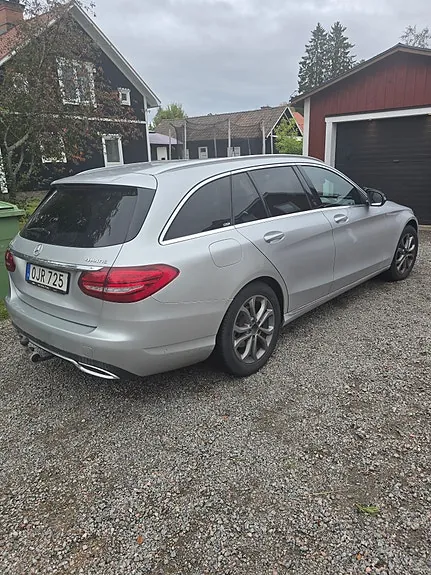 Mercedes-Benz C220 2017 photo 3