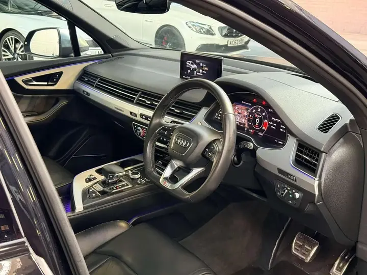 Audi Sq7 2018 photo 2